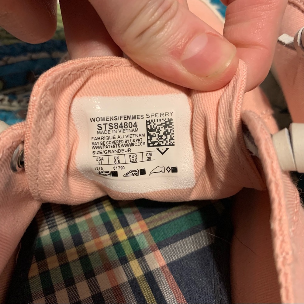 Light pink Sperry sneaker slip ons - Picture 4 of 5